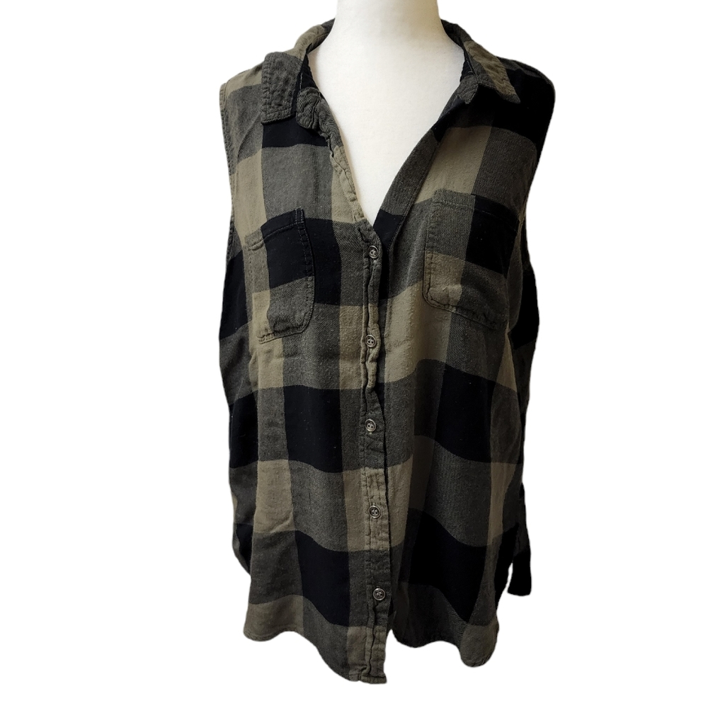 Rock and Republic Plaid Flannel Sleeveless Top